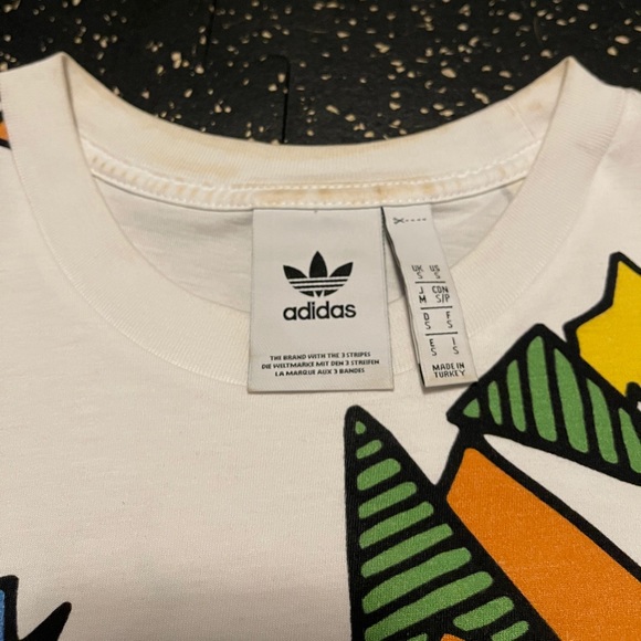 Adidas T-shirt small - Picture 2 of 3